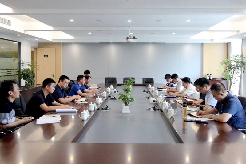 濱江區(qū)領(lǐng)導(dǎo)走訪浙農(nóng)：加強政企合作 實現(xiàn)互利共贏