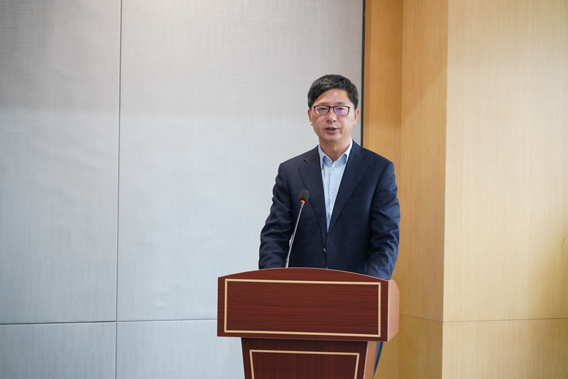 1651048450604474.jpg 曹勇奇_副本.jpg