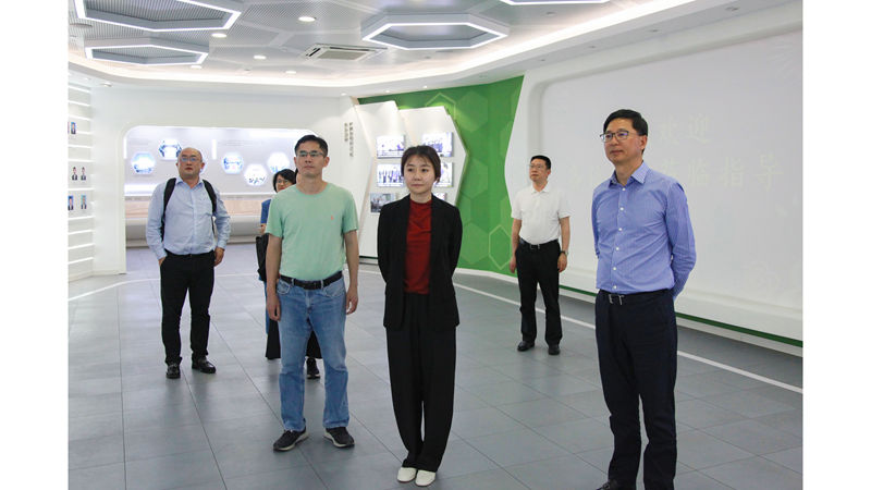 曹勇奇會見華睿投資和西湖大學客人